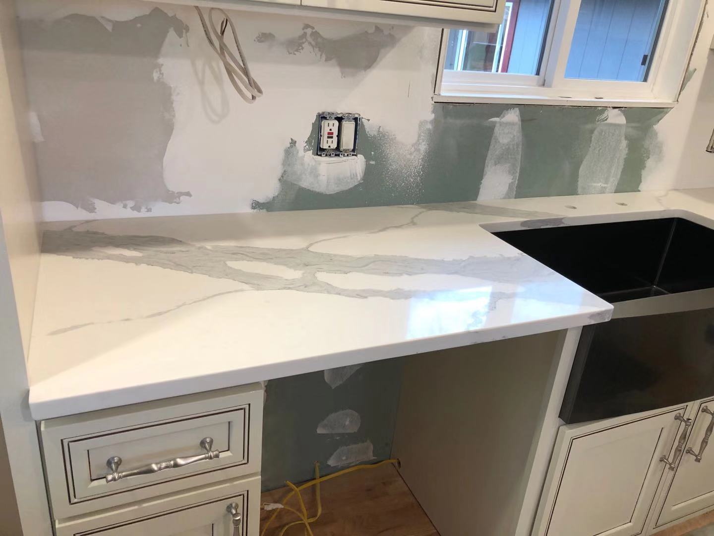 3cm Quartz Calacatta Bianco Countertop - Self Pick Up Only