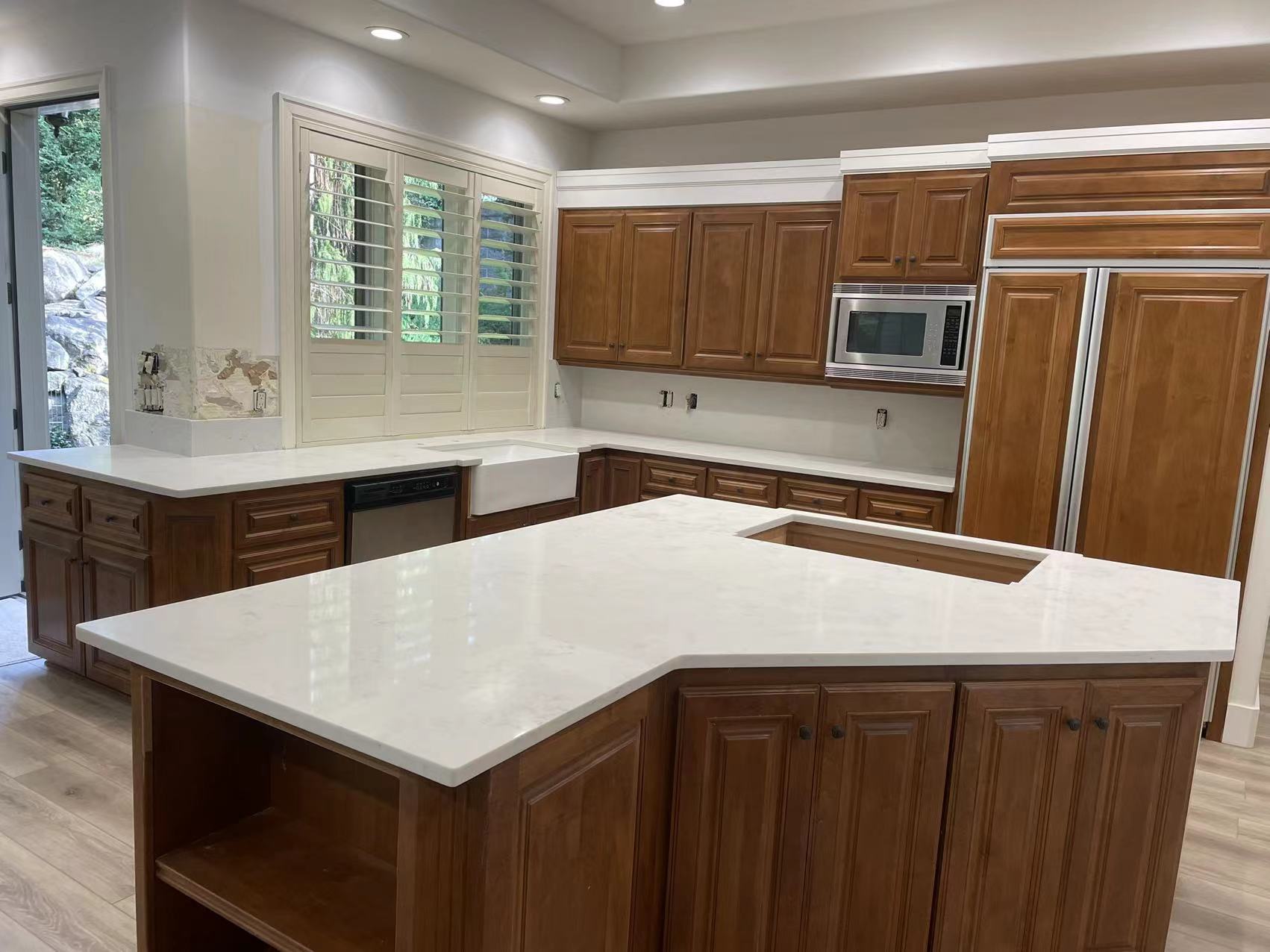 3cm Quartz 126"x 63" Countertop -Carrara White- Self Pick Up Only - ZCBuildingSupply