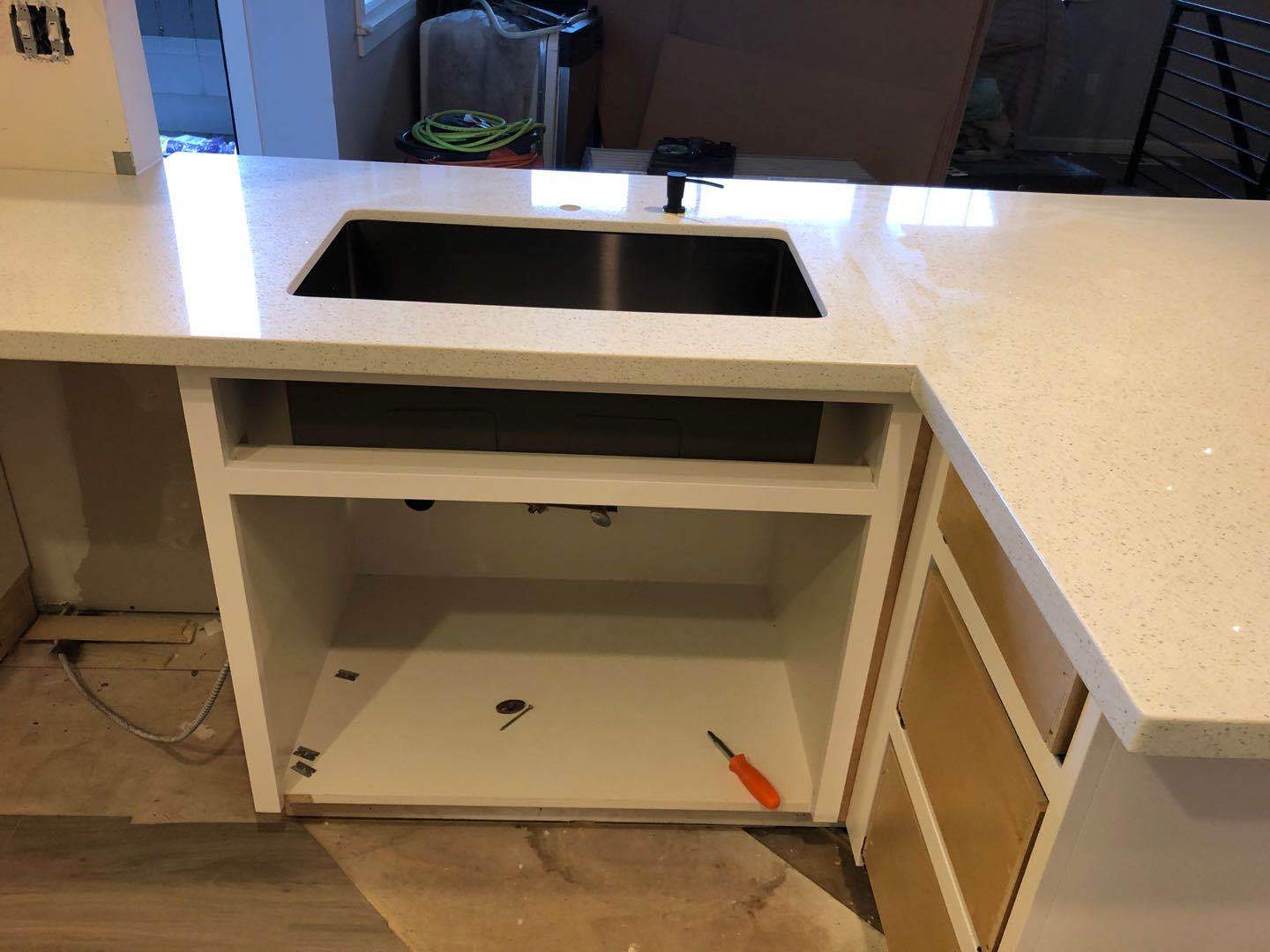 Quartz 2cm Milky White Countertop - Self Pick Up Only - ZCBuildingSupply