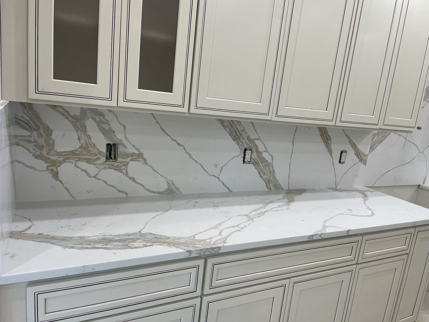 3cm Quartz 126"x 63" Countertop - Calacatta Gold ZC331- Self Pick Up Only